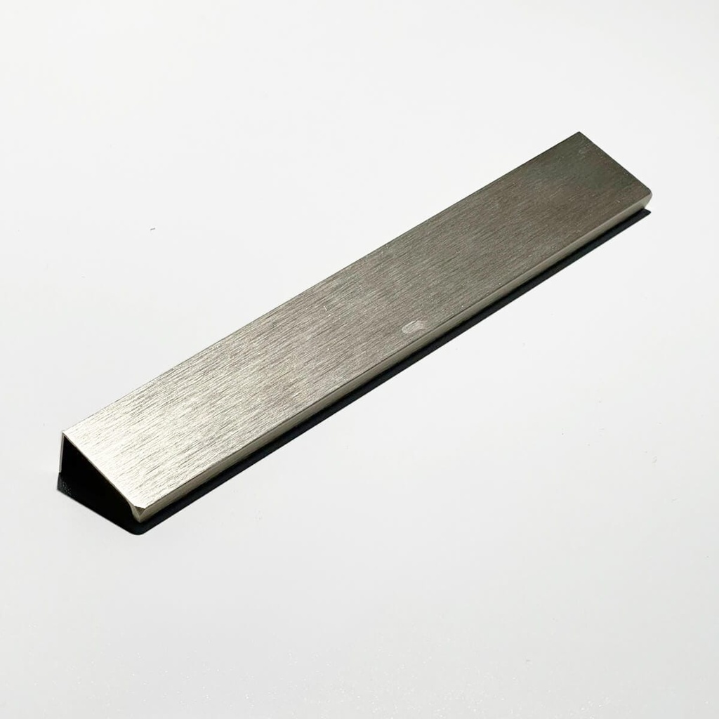 HALADOR METÁLICO DE SOBREPONER (ST-8331) 250 MM SATIN SILVER SM